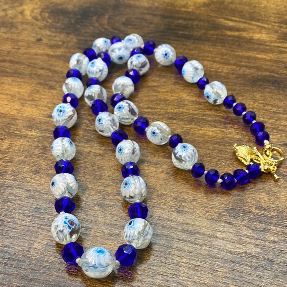 Blue Flowers Vtg glass with blue crystal 28 inch necklace Aprilsplace Chicken - Picture 5 of 8